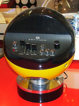 Weltron 2004   Radio